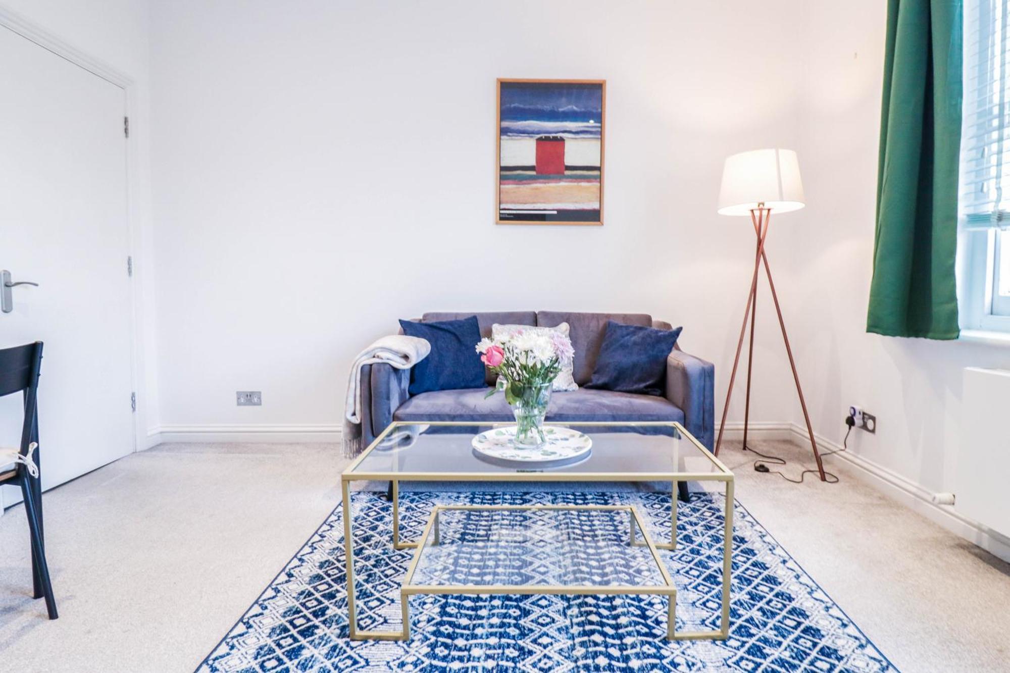 Stylish 1 Bedroom Apartment In Central Лондон Екстериор снимка